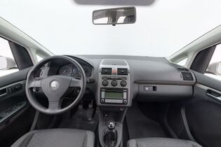 Volkswagen Touran vaihtoauto