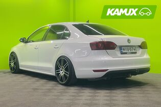 Volkswagen Jetta vaihtoauto