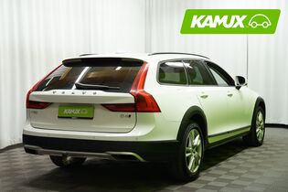 Volvo V90 Cross Country vaihtoauto