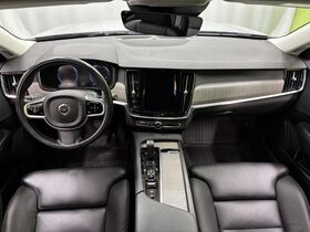 Volvo V90 Cross Country vaihtoauto