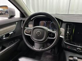 Volvo V90 Cross Country vaihtoauto