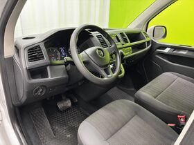 Volkswagen Caravelle vaihtoauto