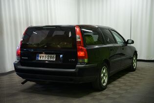 Volvo V70 vaihtoauto