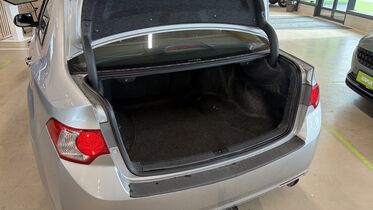 Honda Accord vaihtoauto