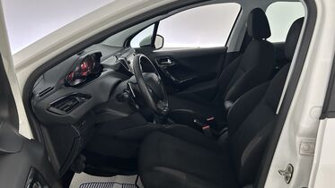 Peugeot 208 vaihtoauto