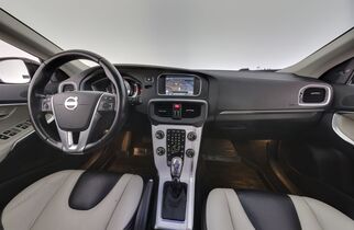 Volvo V40 Cross Country vaihtoauto