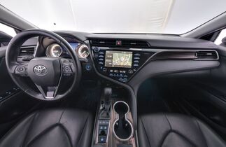 Toyota Camry vaihtoauto