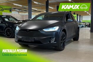 Tesla Model X vaihtoauto
