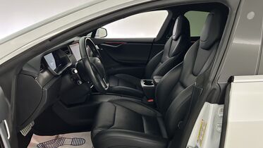 Tesla Model S vaihtoauto