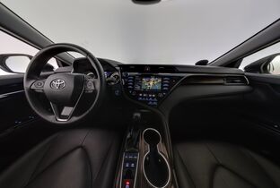 Toyota Camry vaihtoauto
