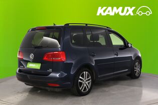 Volkswagen Touran vaihtoauto