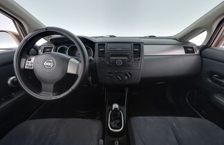 Nissan Tiida vaihtoauto