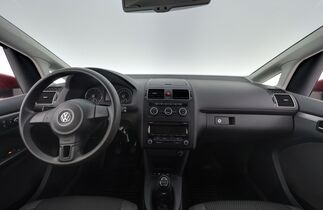 Volkswagen Touran vaihtoauto