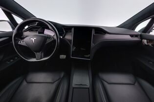 Tesla Model X vaihtoauto