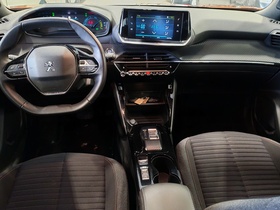 Peugeot e-2008 vaihtoauto