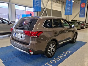 Mitsubishi Outlander vaihtoauto