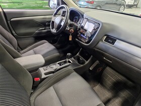Mitsubishi Outlander vaihtoauto