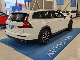 Volvo V60 Cross Country vaihtoauto