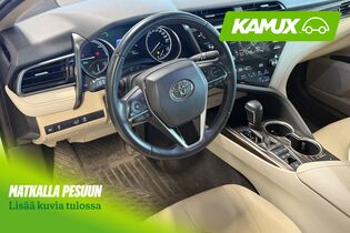 Toyota Camry vaihtoauto