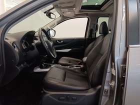 Nissan Navara vaihtoauto
