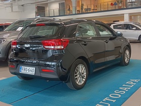 Kia Rio vaihtoauto