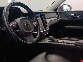 Volvo V60 Cross Country vaihtoauto