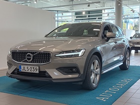 Volvo V60 Cross Country vaihtoauto