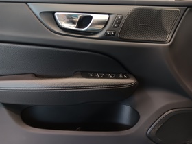 Volvo V60 Cross Country vaihtoauto