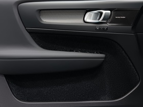 Volvo EX40 vaihtoauto