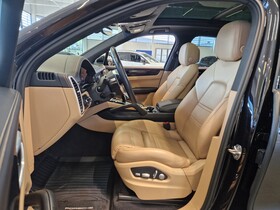 Porsche Cayenne vaihtoauto