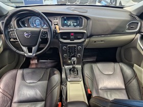Volvo V40 Cross Country vaihtoauto
