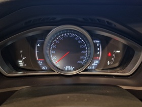 Volvo V40 Cross Country vaihtoauto