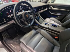 Porsche Taycan vaihtoauto