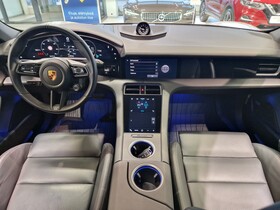 Porsche Taycan vaihtoauto