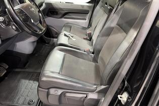 Opel Vivaro vaihtoauto