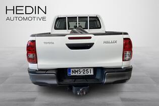 Toyota Hilux vaihtoauto