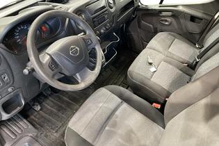 Nissan NV400 vaihtoauto