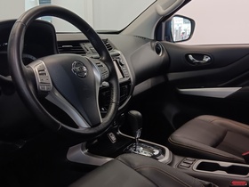 Nissan Navara vaihtoauto