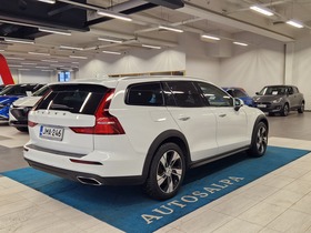 Volvo V60 Cross Country vaihtoauto