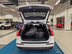 Volvo V60 Cross Country vaihtoauto