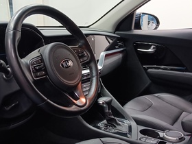 Kia Niro plug-in vaihtoauto