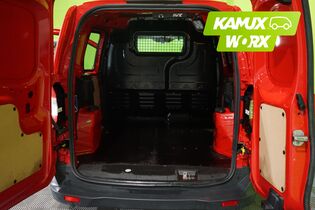 Ford Transit Courier vaihtoauto