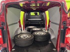 Opel Vivaro vaihtoauto