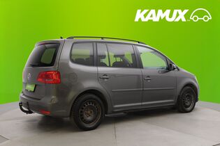 Volkswagen Touran vaihtoauto