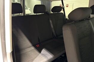 Volkswagen Caravelle vaihtoauto