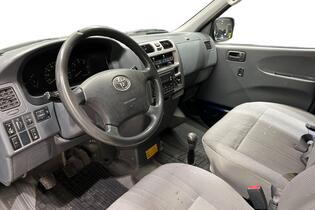 Toyota Hiace vaihtoauto