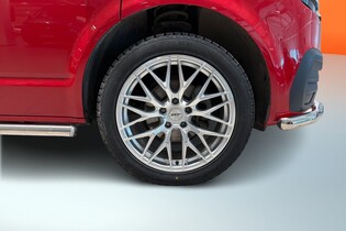 Volkswagen Caravelle vaihtoauto