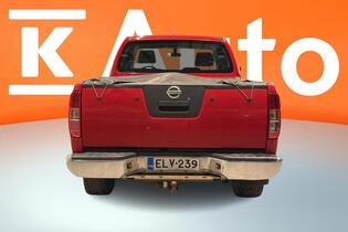 Nissan Navara vaihtoauto