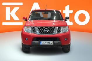 Nissan Navara vaihtoauto