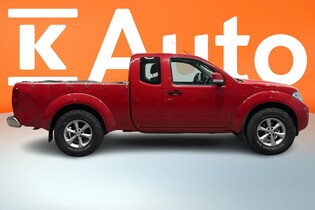 Nissan Navara vaihtoauto